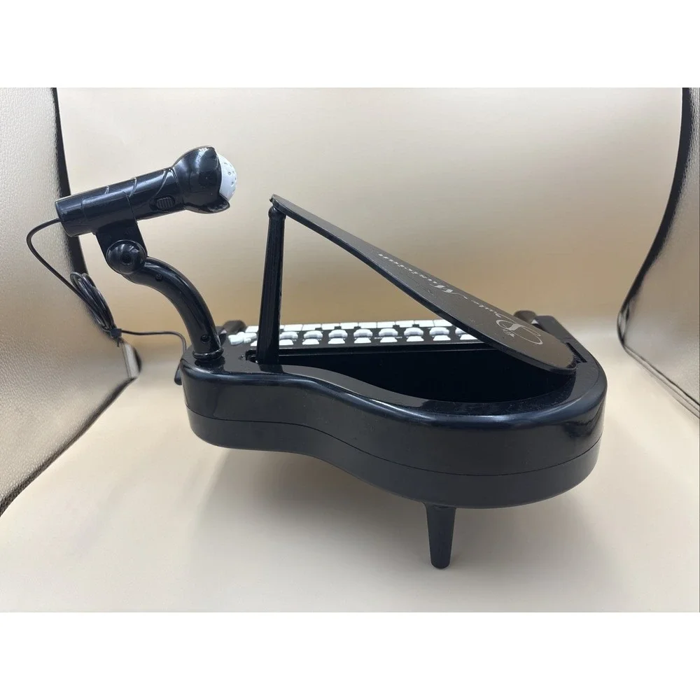 BAOLI Little Musician 24 Key Toy Grand Piano Keyboard w/ Mic Tested Scratched